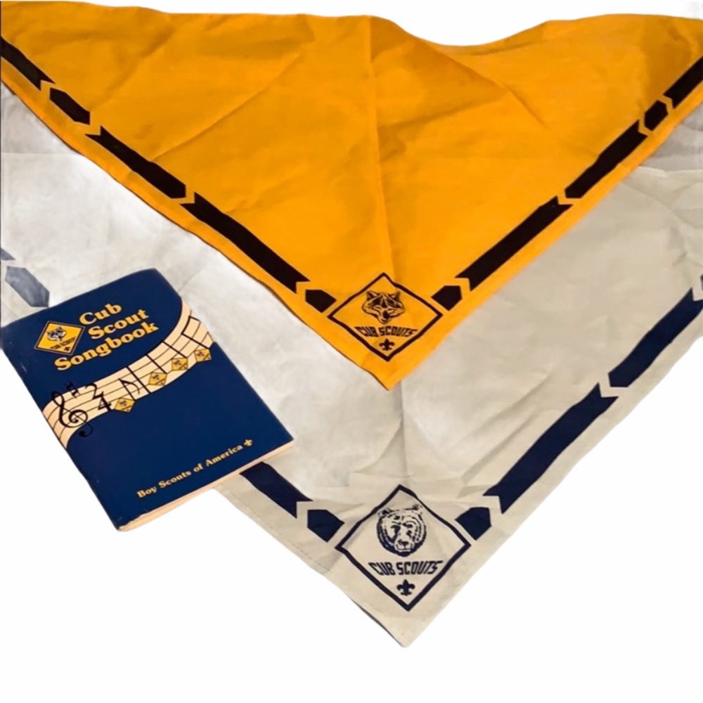 Cub Scouts vintage (80’s) neckerchiefs & book